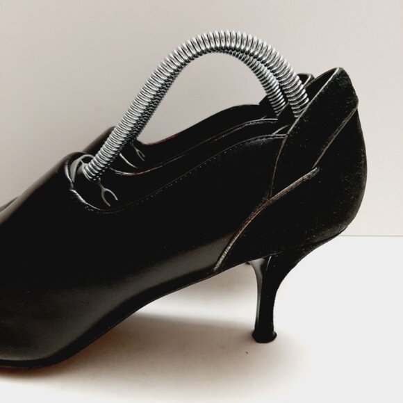 Donald J. Pliner Black Heels - Picture 10 of 16